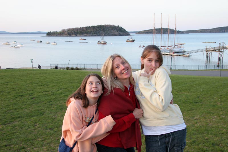 Chesley, Steph and Geralyn, goofing around as always!