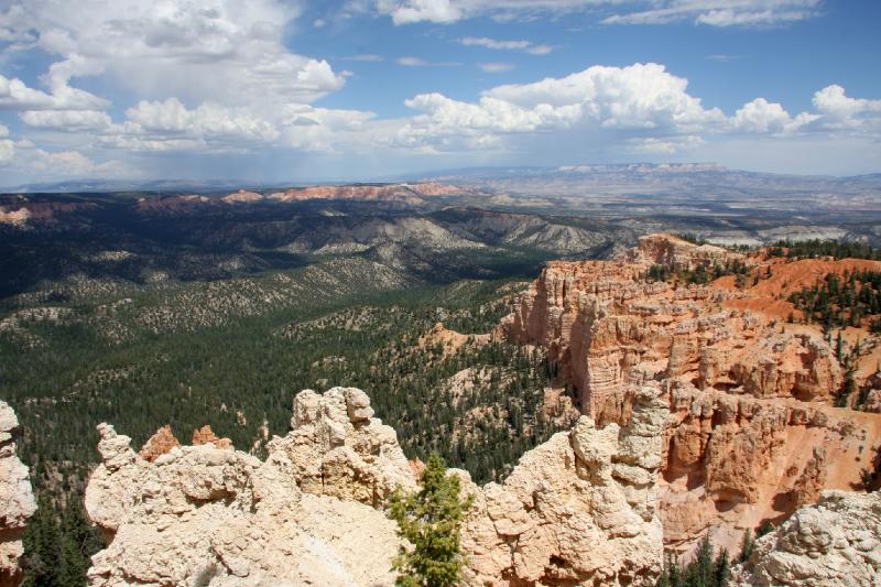 R08_6548.jpg - View from Rainbow Point, Bryce Canyon