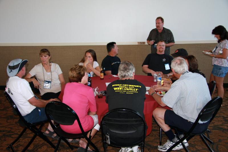 R08_6645.jpg - Most of the folks we rode in with from Torrey
