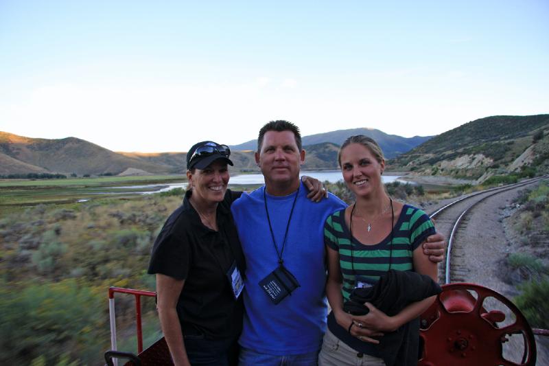 R08_6944.jpg - Deb, Dean and Jessie