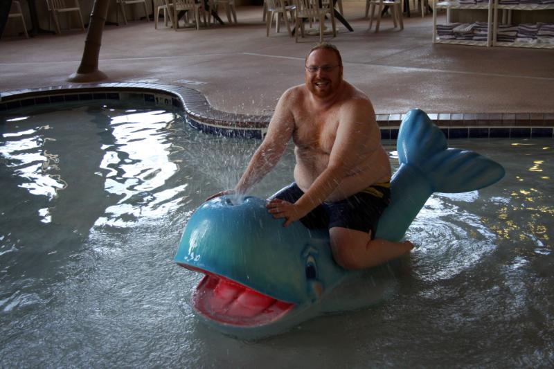 C09_6589.jpg - ElJeffe riding the whale. The whale should be out of therapy in 2-3 weeks