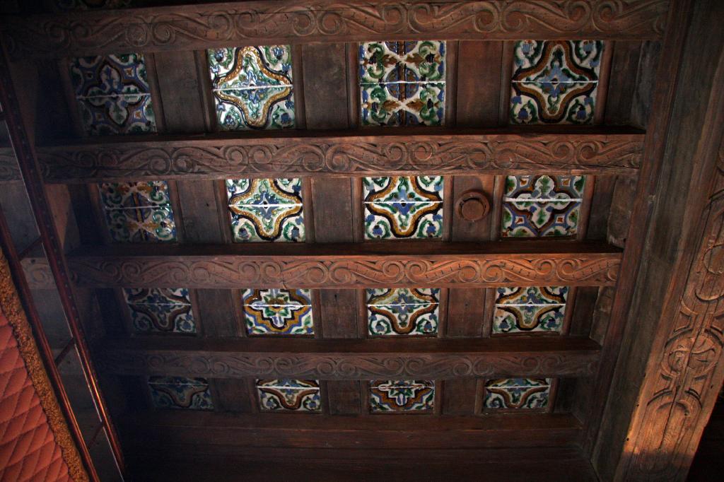 SSM_8613.jpg - Another ceiling, this one with Spanish tile inlays