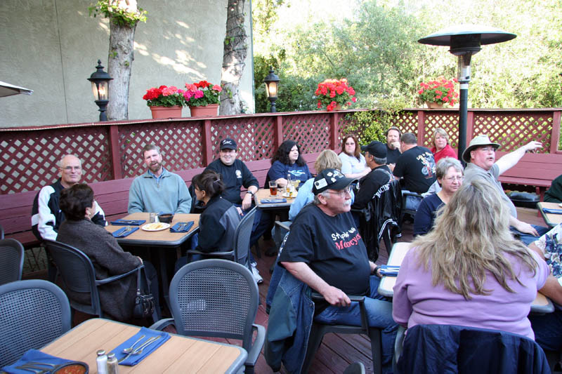 Folks gathering at Las Cambritas for dinner