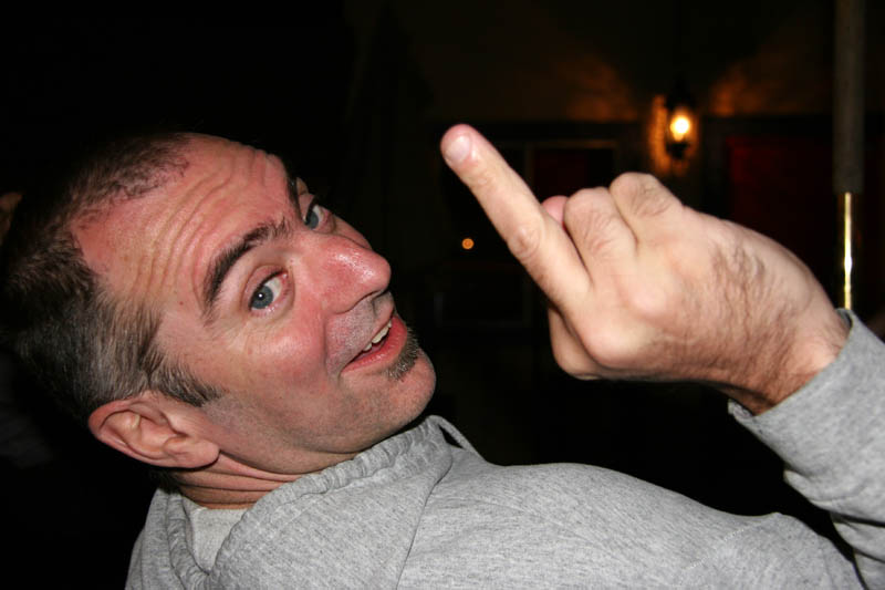 Look, what a friendly wave!