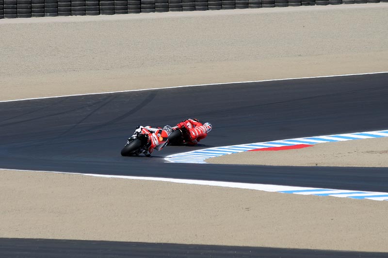 Stoner absolutely flying through 10, Roberts trying to keep up