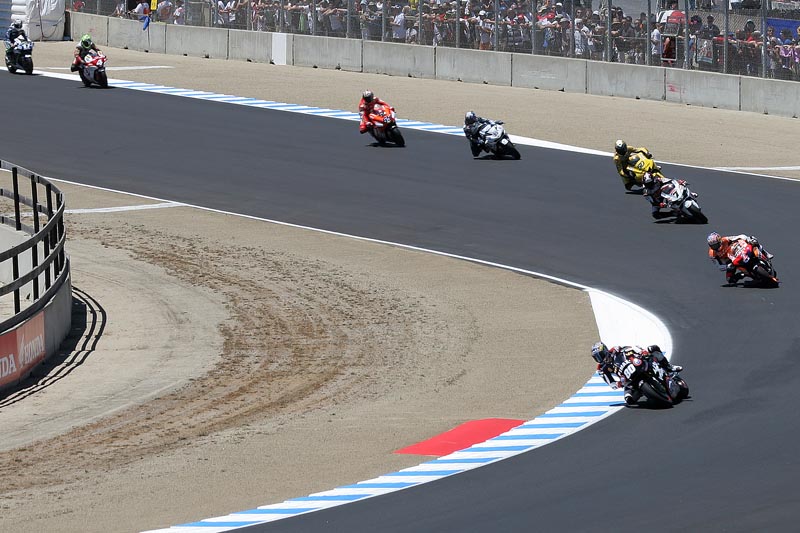 And qualifying is underway!!