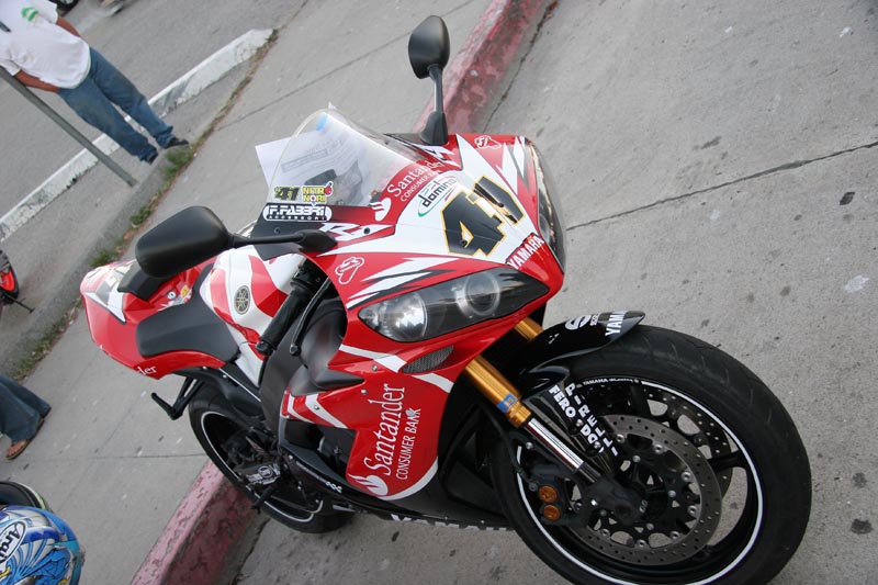 1-off custom Noriyuki Haga Yamaha R1