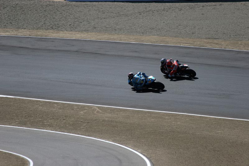 Vermeulen passing Roberts in 2