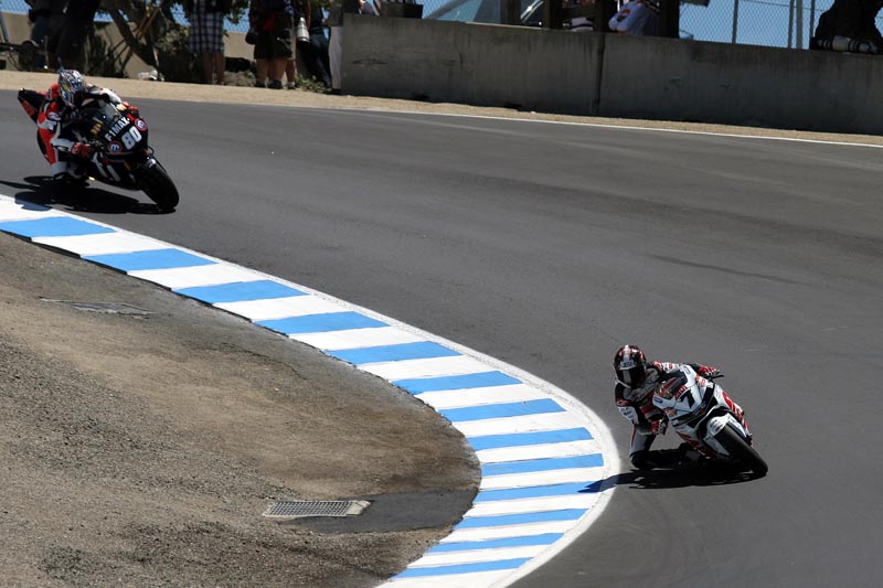 Friday MotoGP Practice, Turn 8 