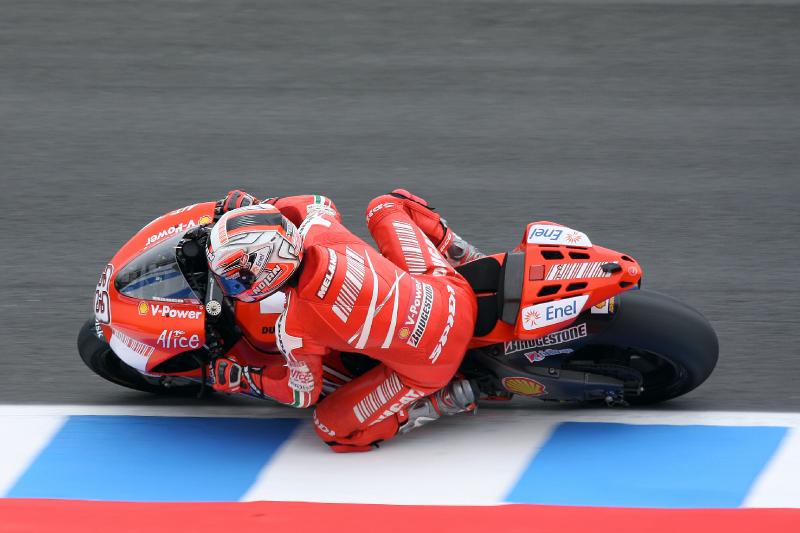 MG8_3214.jpg - Melandri really leaned over