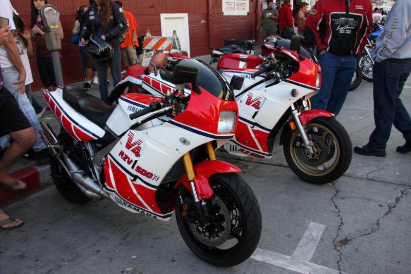 M09_3774.jpg - nice pair of Yamaha RZV 500s