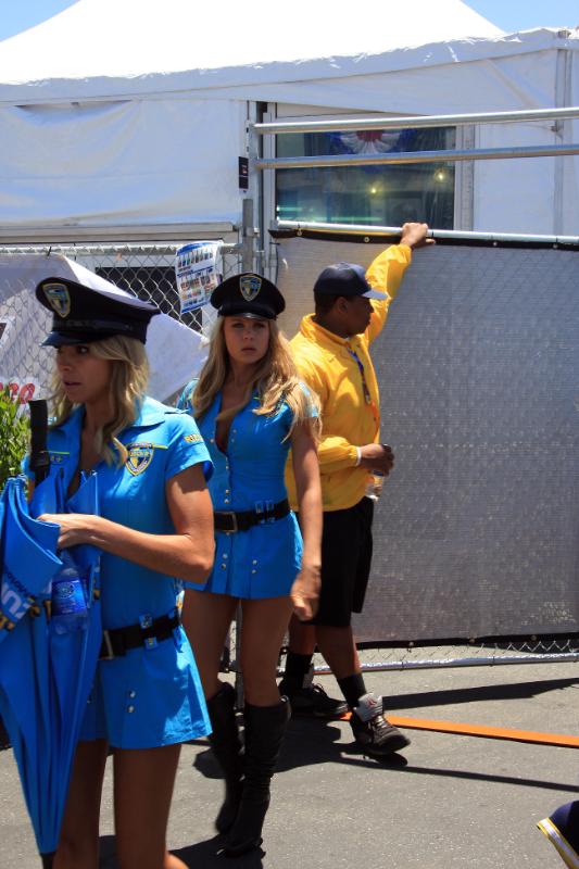 M09_4905.jpg - Rizla Suzuki umbrella girls