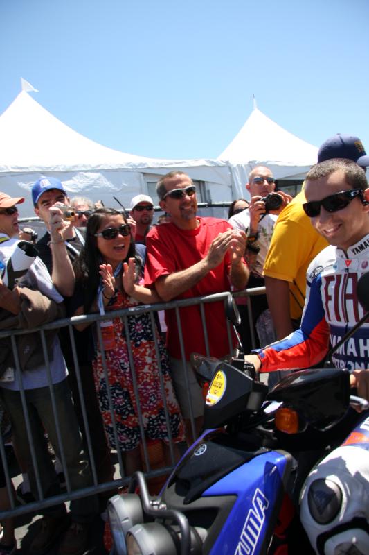 M09_5047.jpg - Jorge Lorenzo. He was injured so he rode the scooter all the way to the paddock