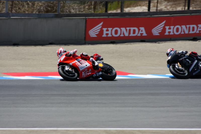 M09_3340.jpg - Hayden & Melandri